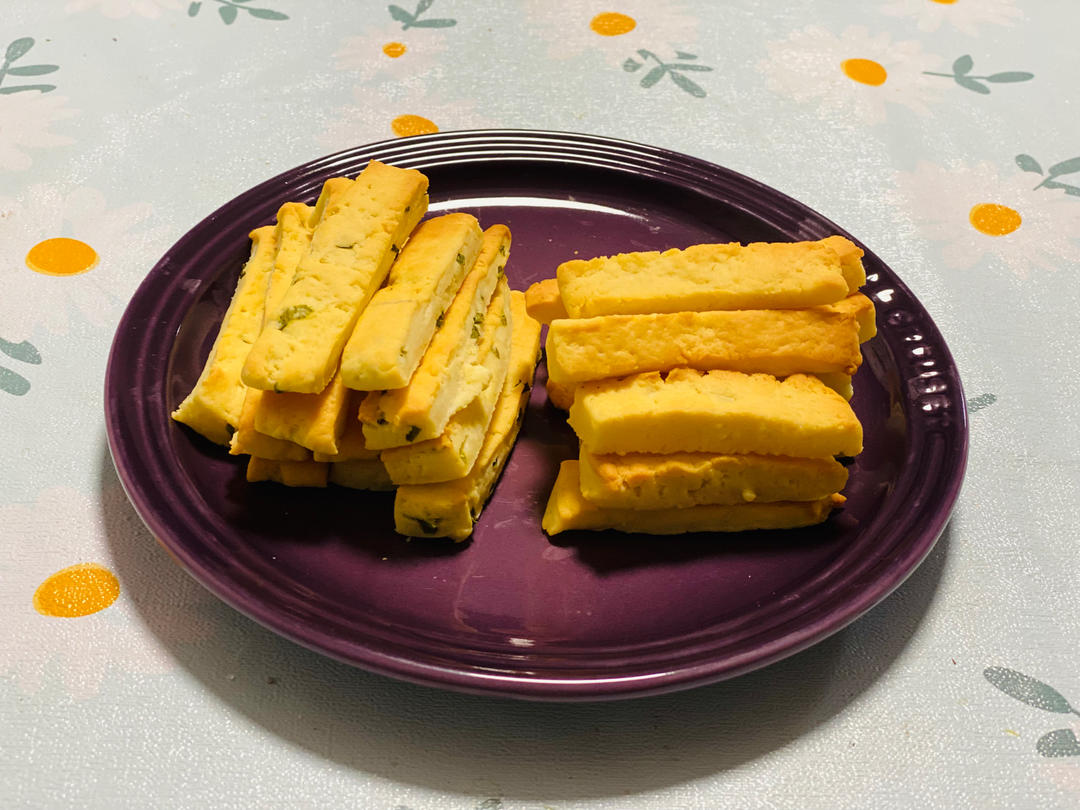 奶酪芝士条‼️奶香浓郁，酥脆好吃‼️