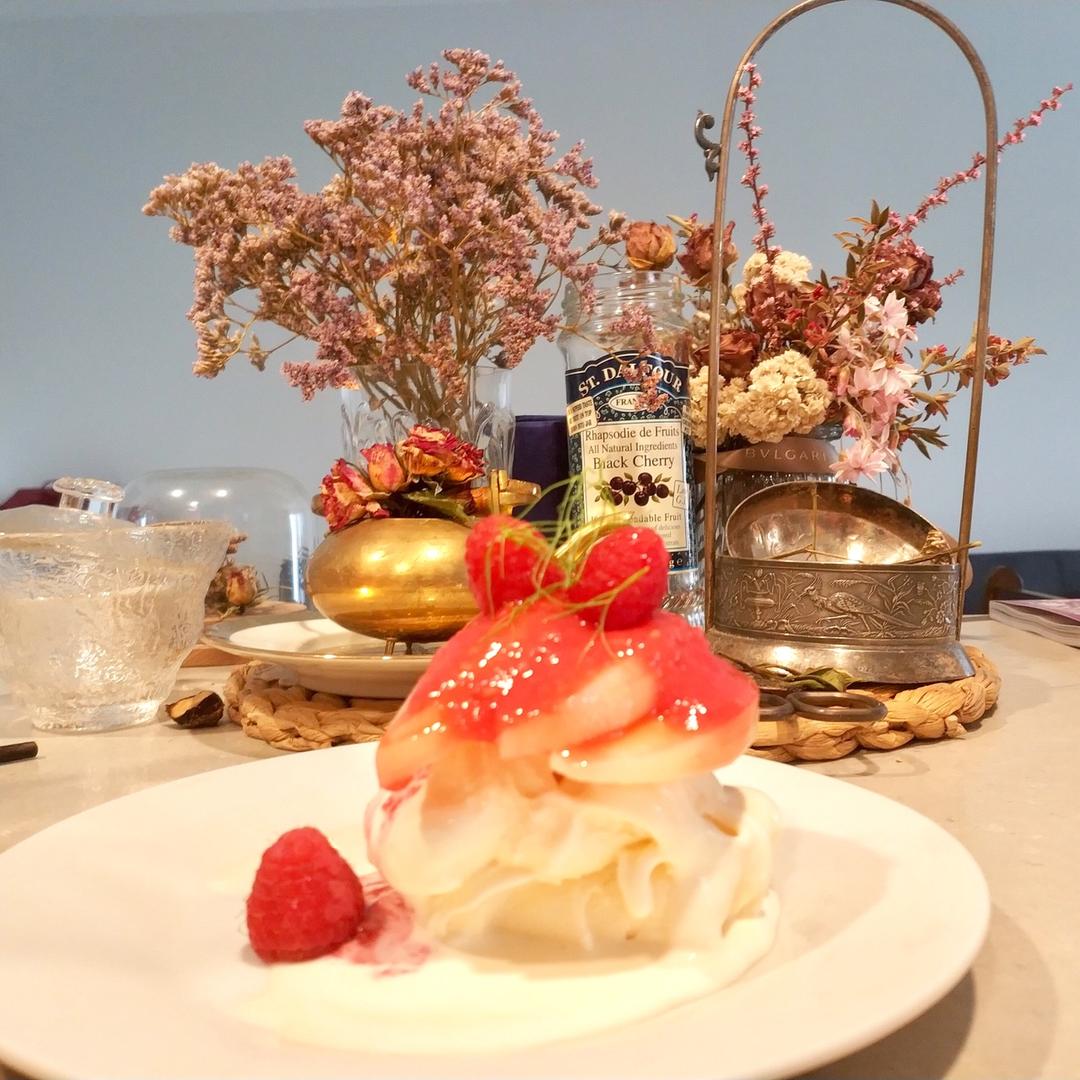 梅尔芭蜜桃（peaches melba）