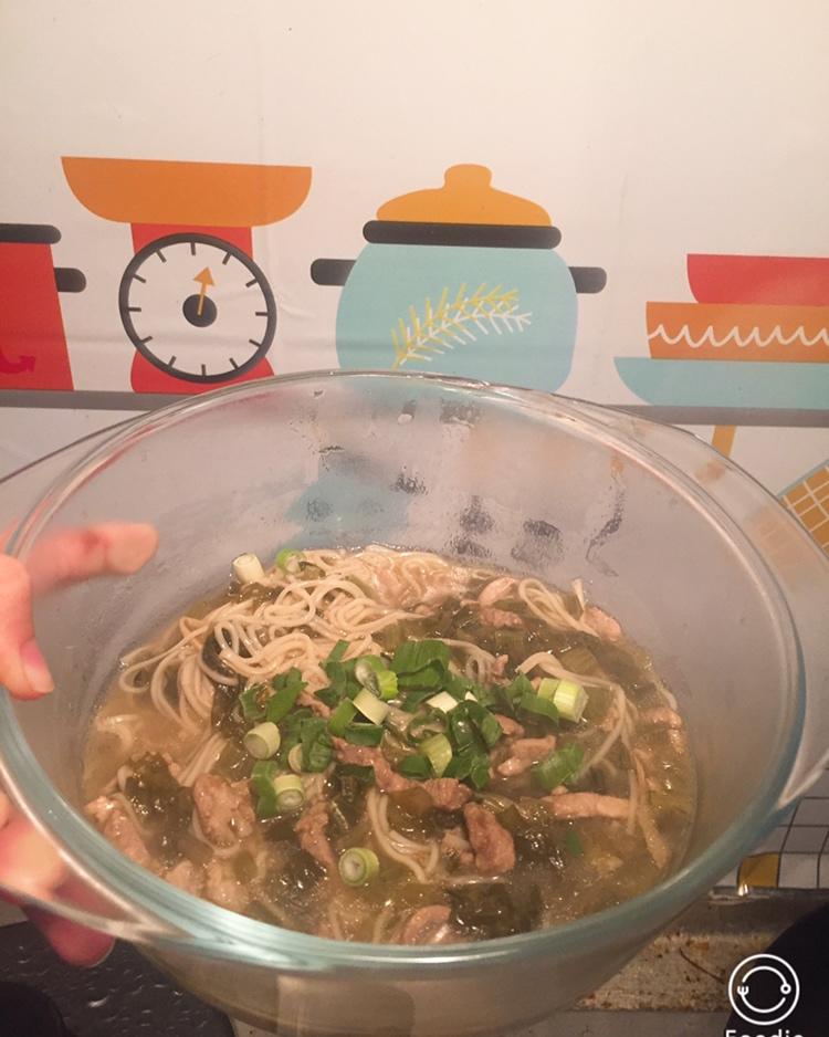 雪菜肉丝面