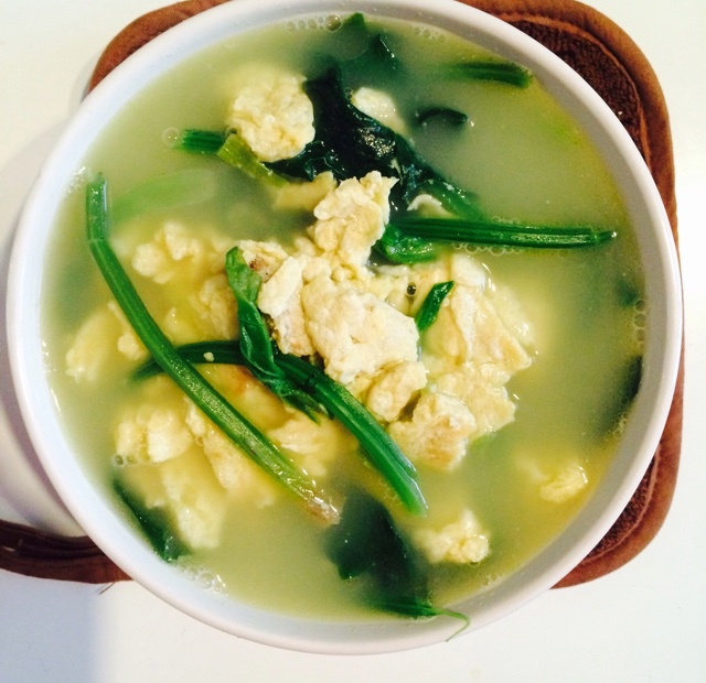 鲜蛋花菠菜汤