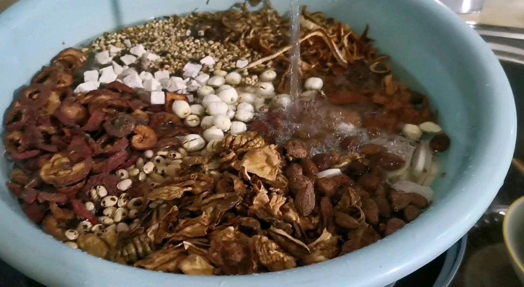 祛湿健脾膏