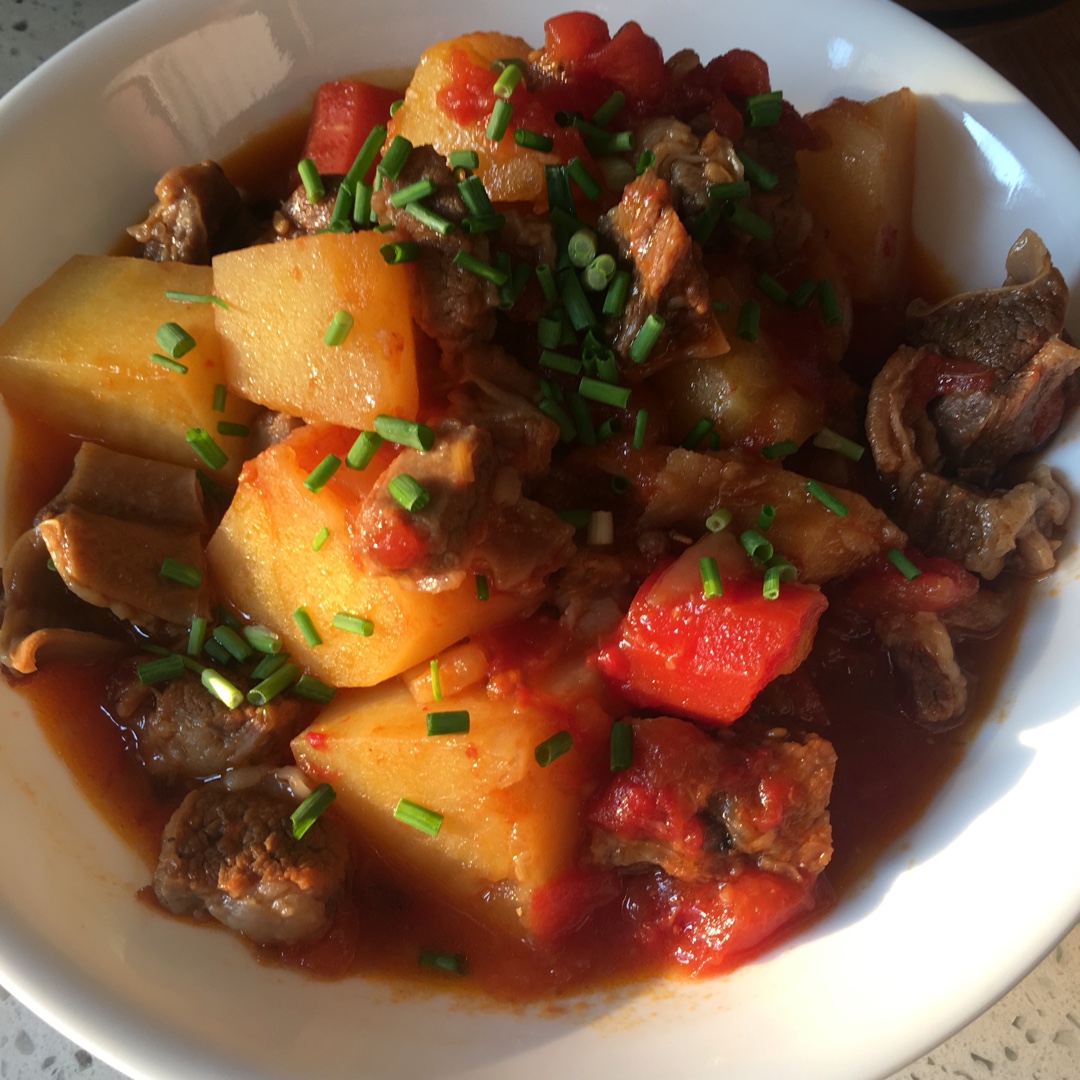 老丁的私房菜-番茄牛腩煲