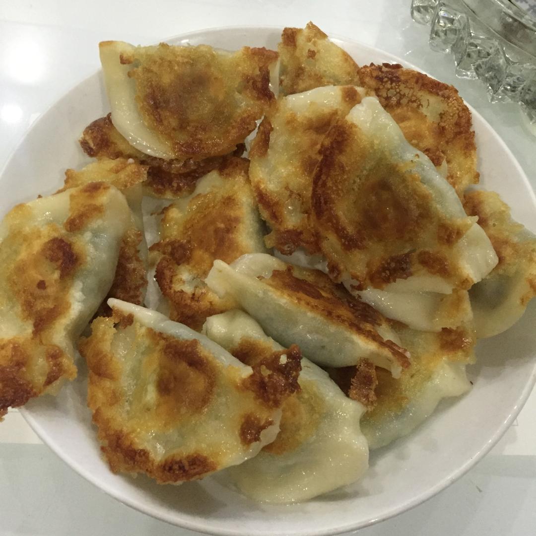 脆底煎饺