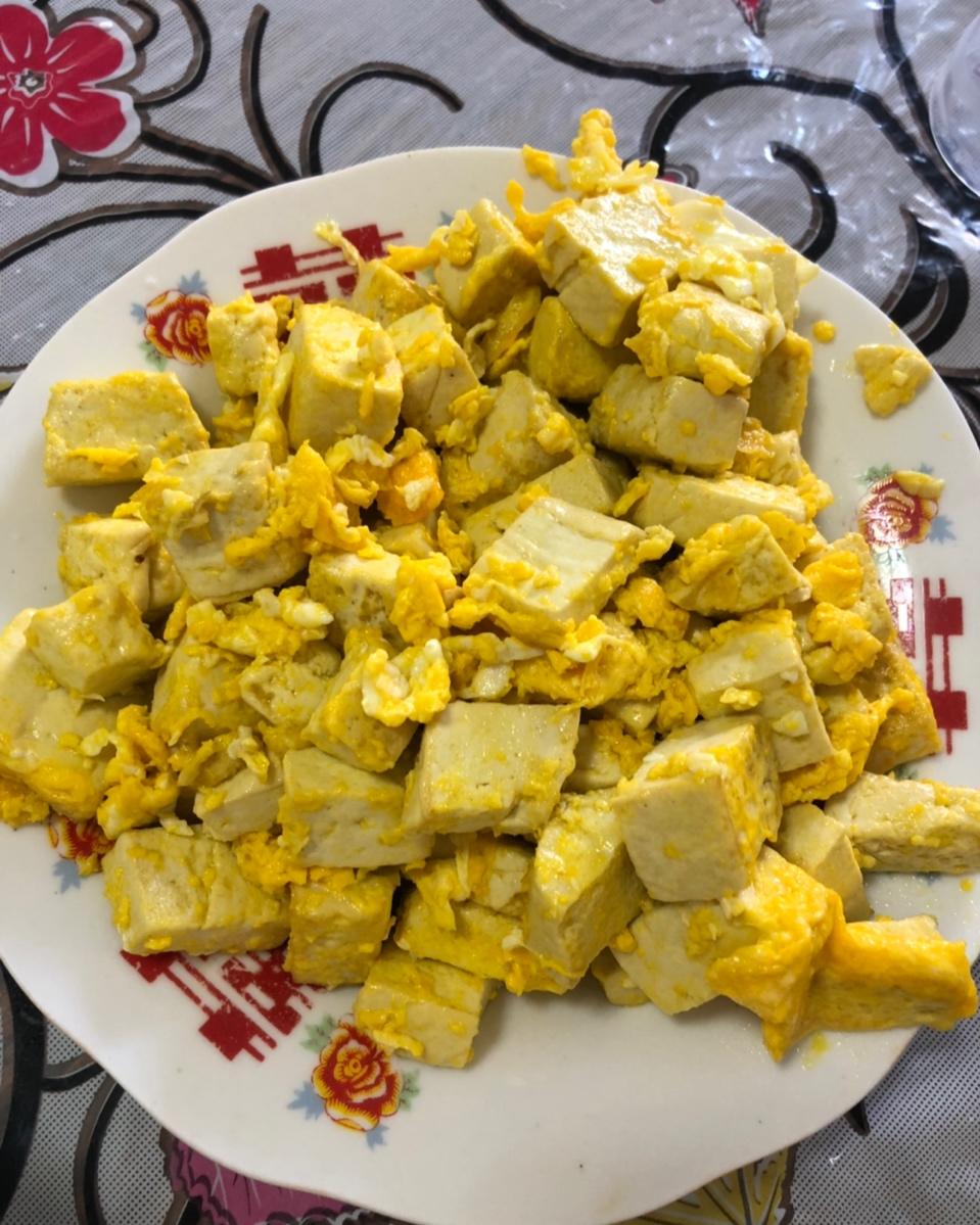 蛋包豆腐丁