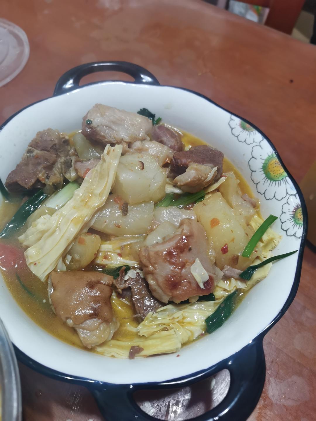 广式羊肉煲