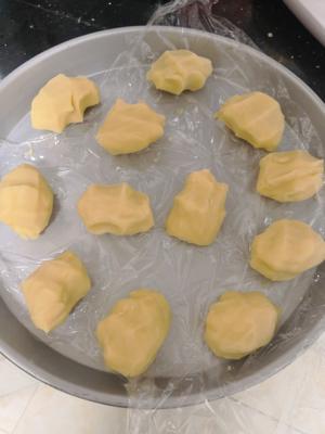 奶黄流沙月饼的做法 步骤10