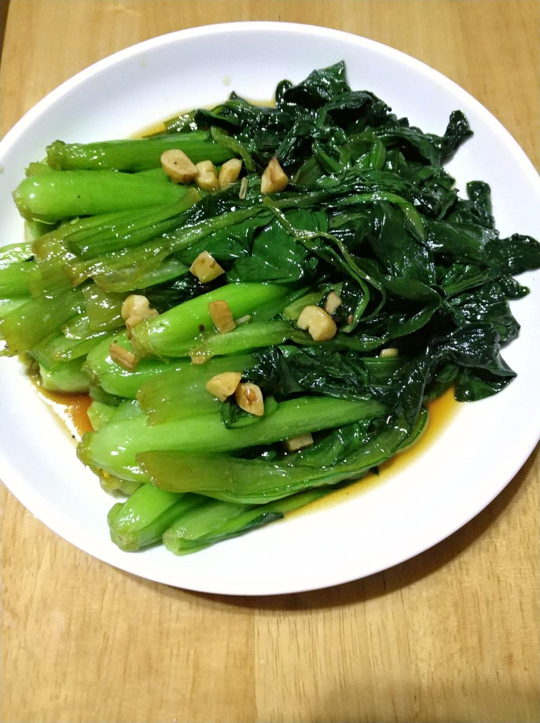北冥有鱼其名酸菜做的素炒小油菜