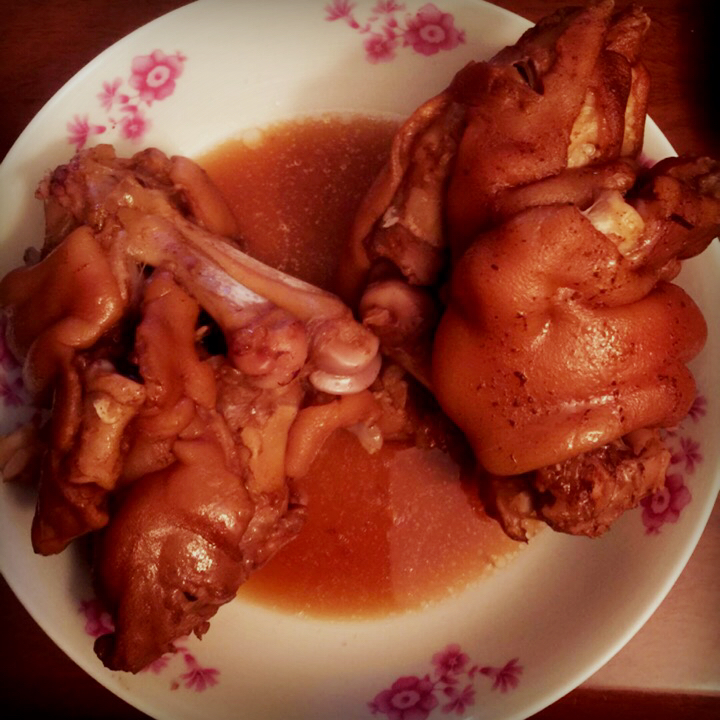 美味的家常菜：红烧猪蹄