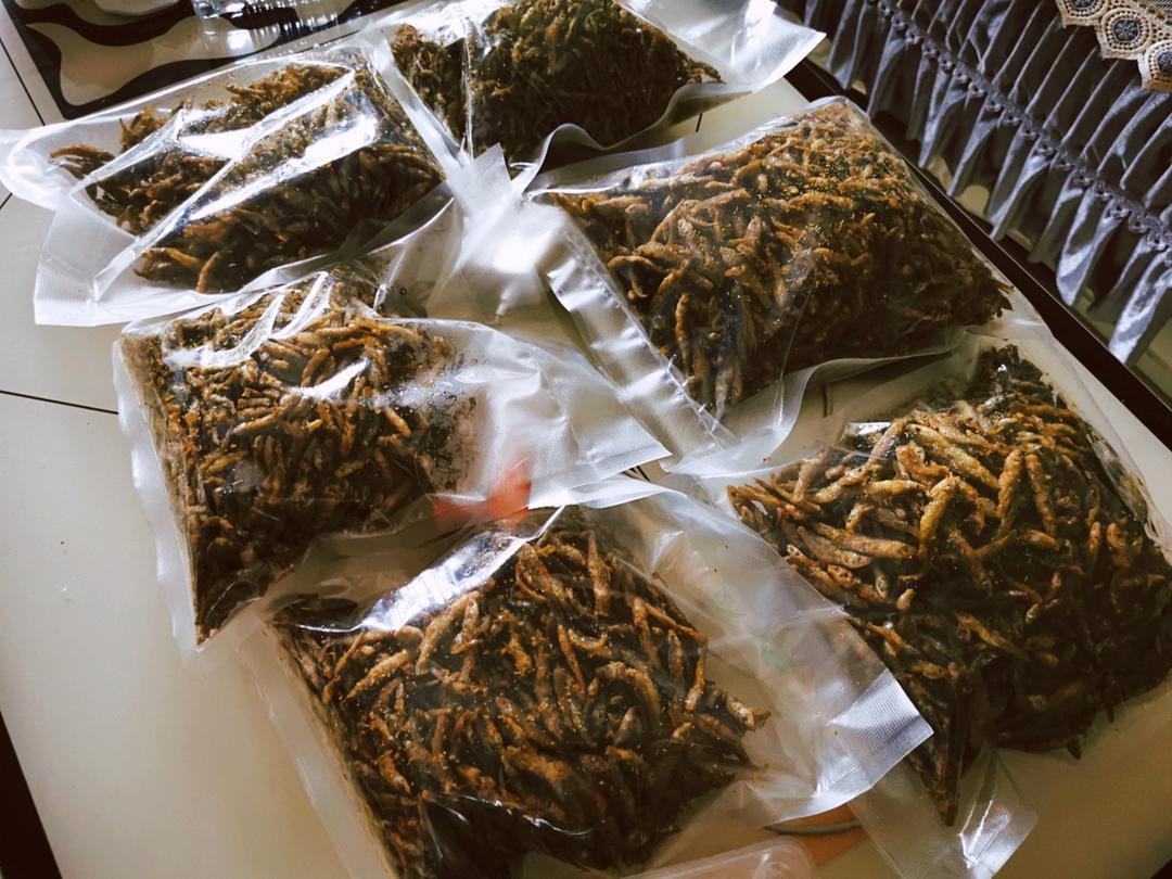 香酥野生炸小鱼（不易碎的秘诀）