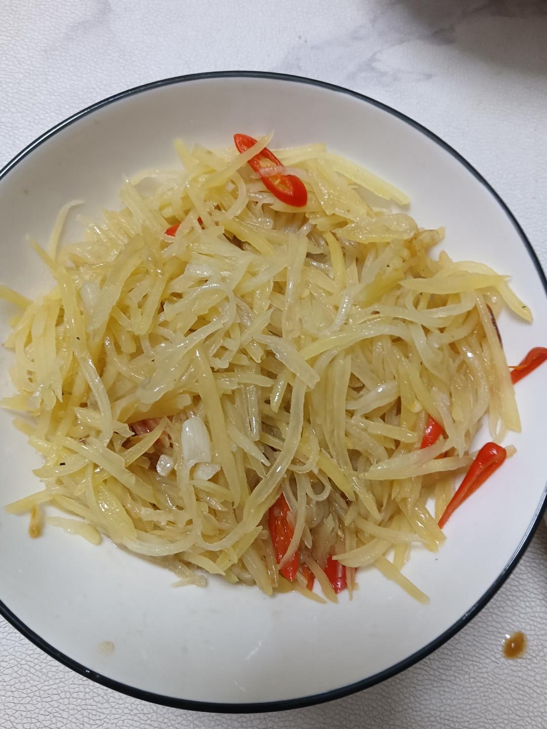 酸辣土豆丝的家常做法 超级下饭