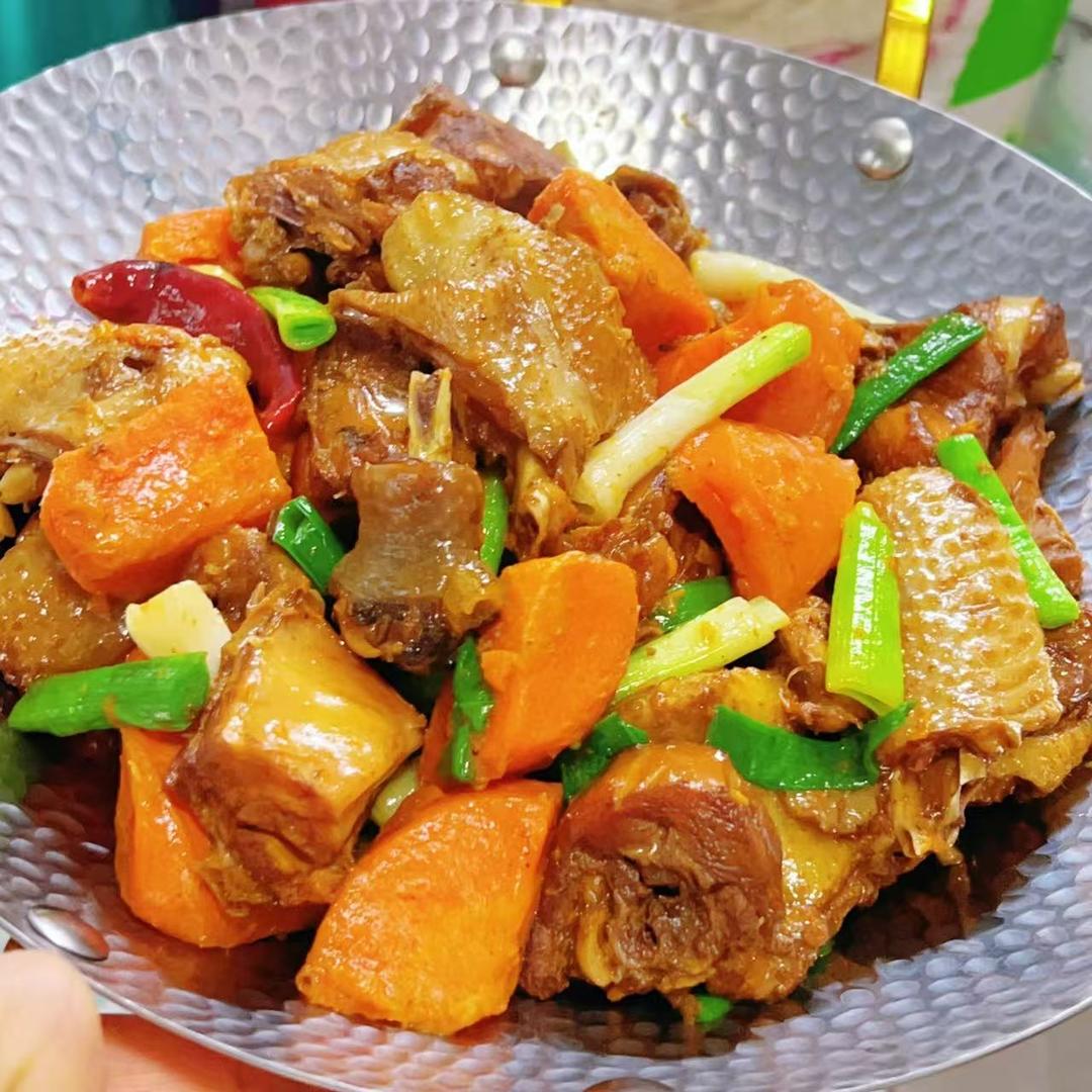 锅仔腊板鸡🐔