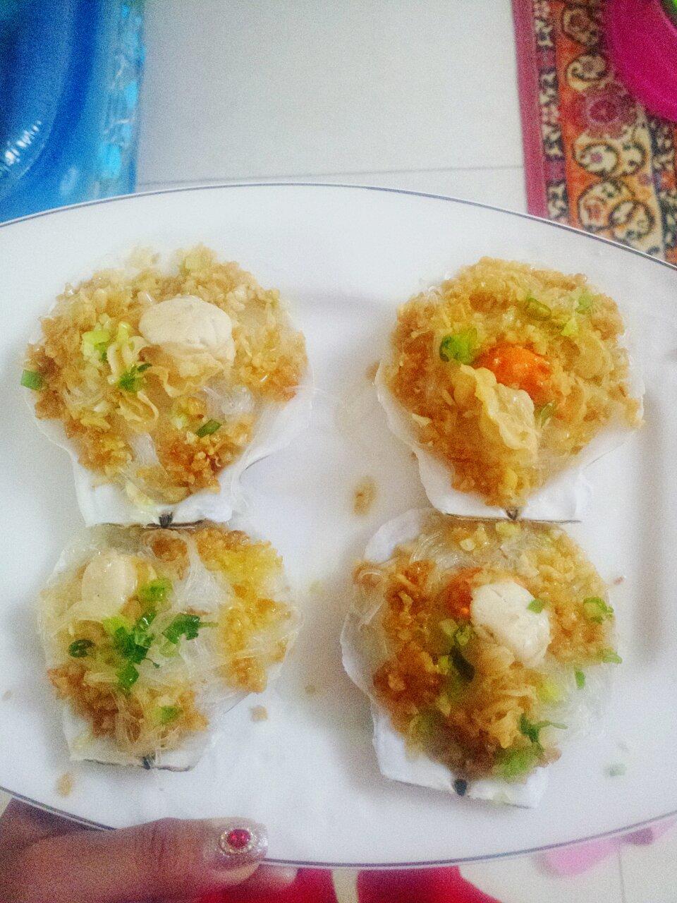 蒜蓉粉丝蒸扇贝粉丝入味有诀窍