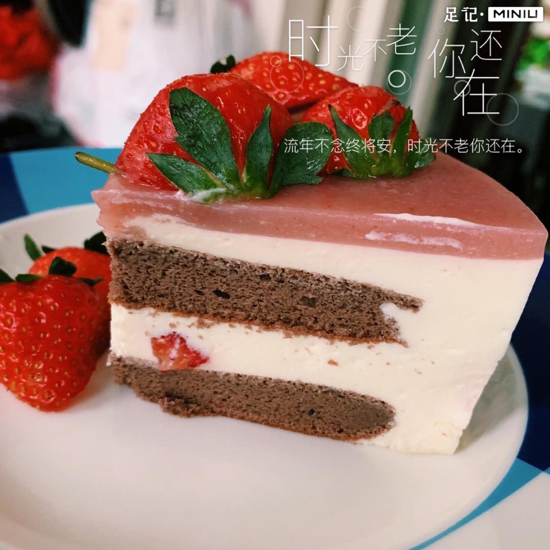 【视频】草莓慕斯蛋糕～抓住草莓季的尾巴