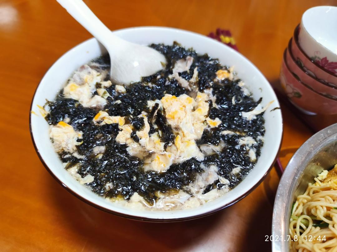 三分钟搞定的虾皮紫菜蛋花汤