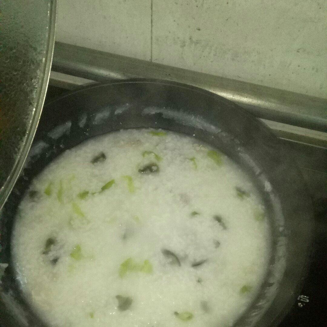 皮蛋瘦肉粥