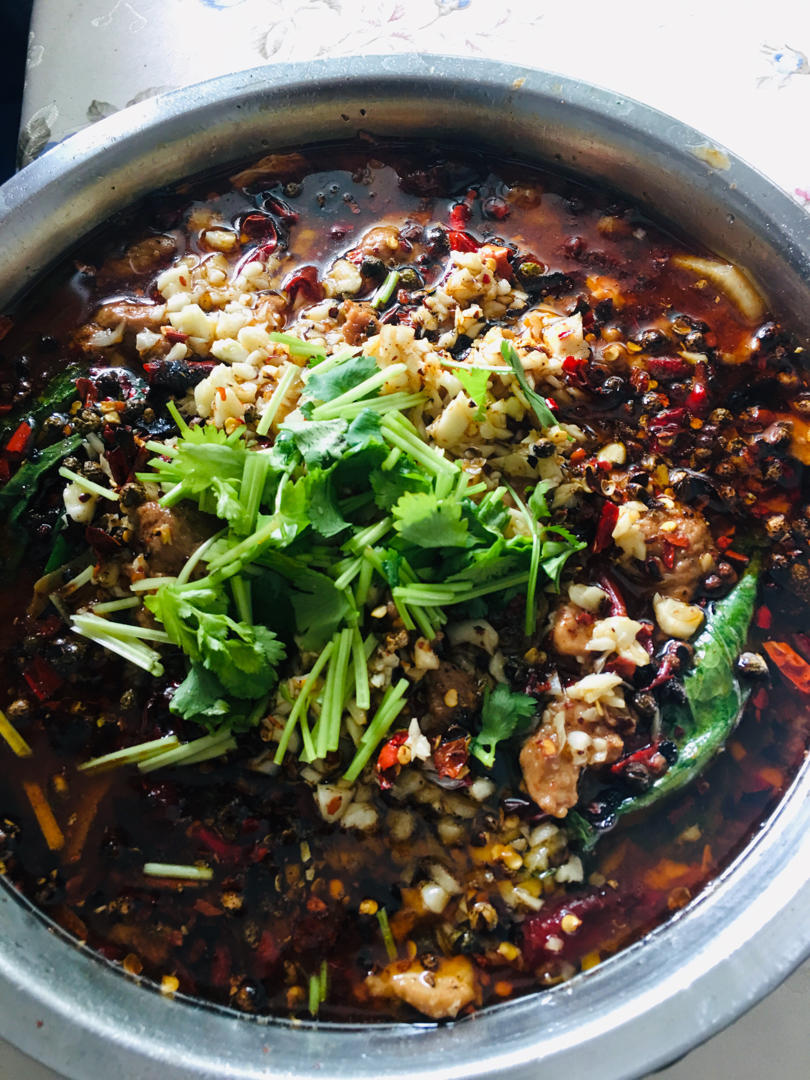 厨师长教你：“水煮肉片”的正宗做法，这味道真的很四川