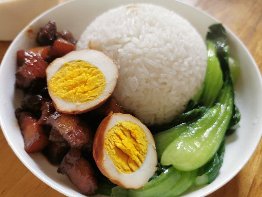 台式卤肉饭~
