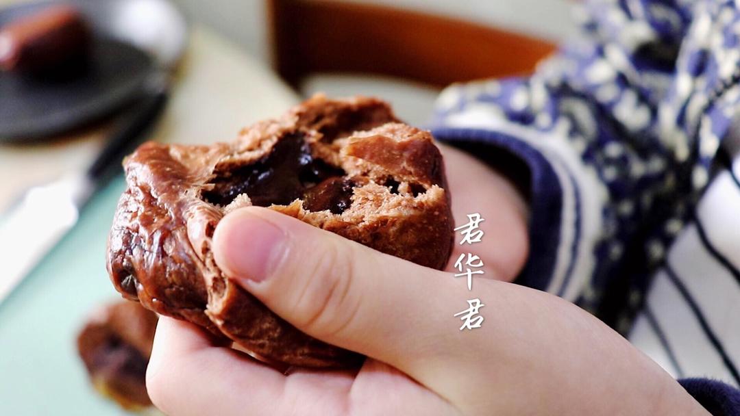爆浆巧克力流心可可面包