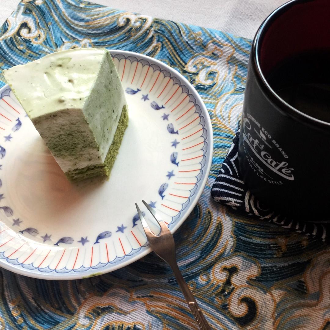渐变抹茶慕斯蛋糕：我Amanda带着既美又作的抹茶甜点又来了！【曼食慢语】