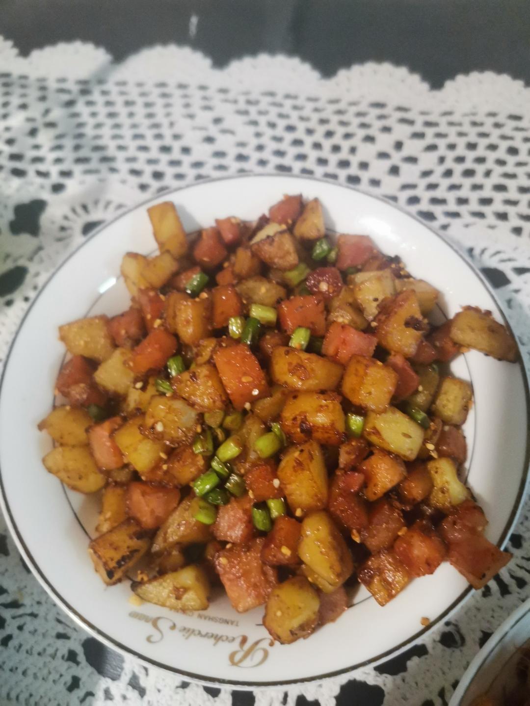 烧烤风味的土豆小香肠