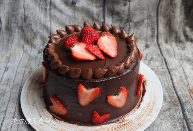 爱心草莓巧克力蛋糕的做法