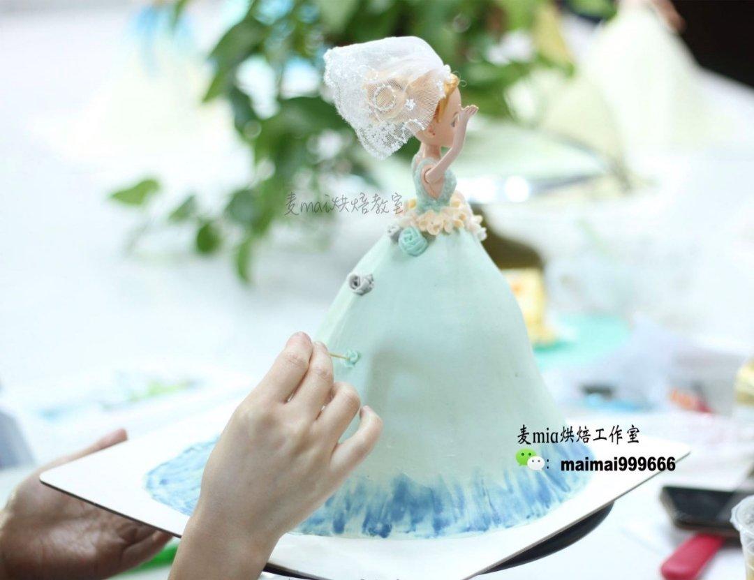 芭比娃娃蛋糕