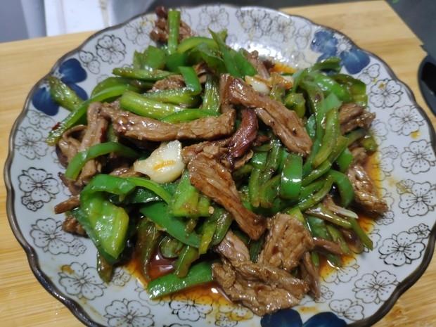 辣椒/大蒜炒牛肉