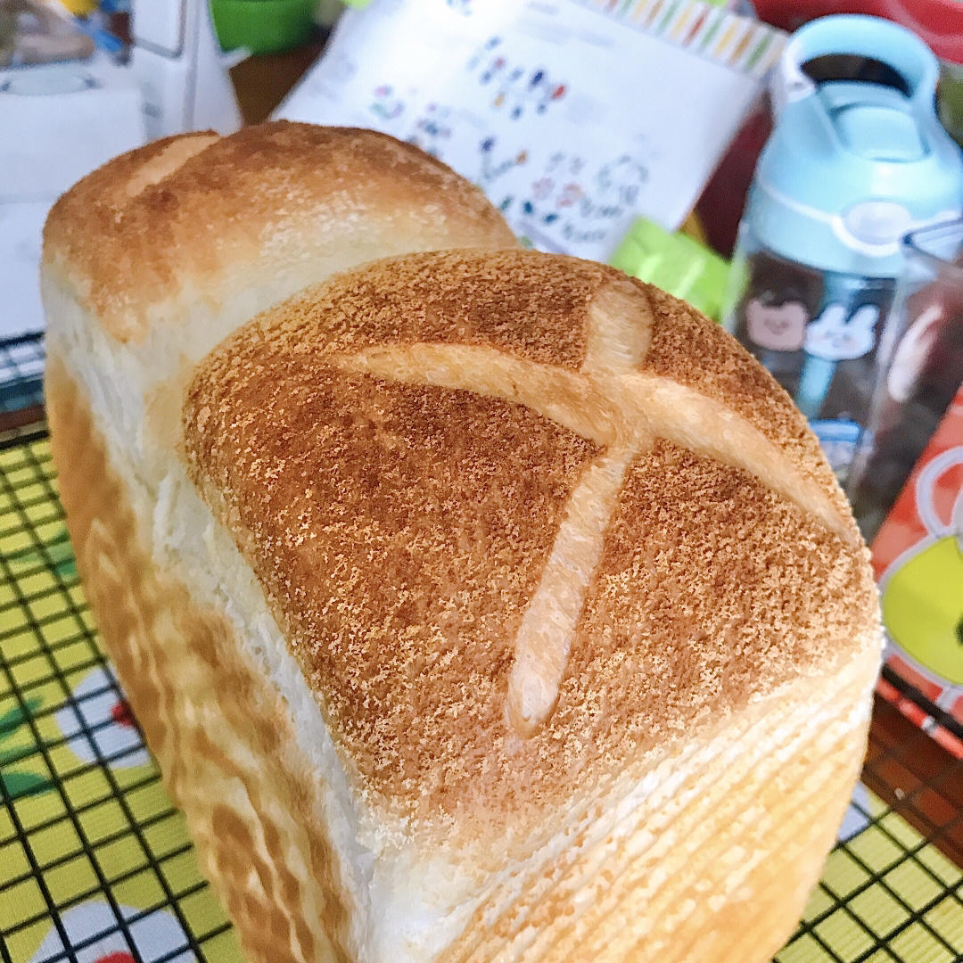 手撕炼乳吐司
