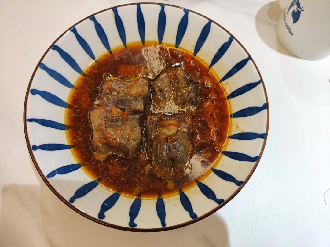 红烧牛尾