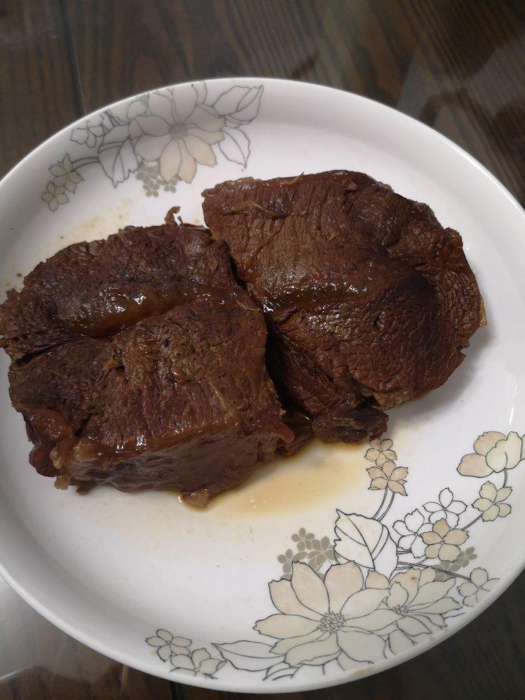酱牛腱子肉~~（附酱猪腱子肉和卤鸡蛋做法）