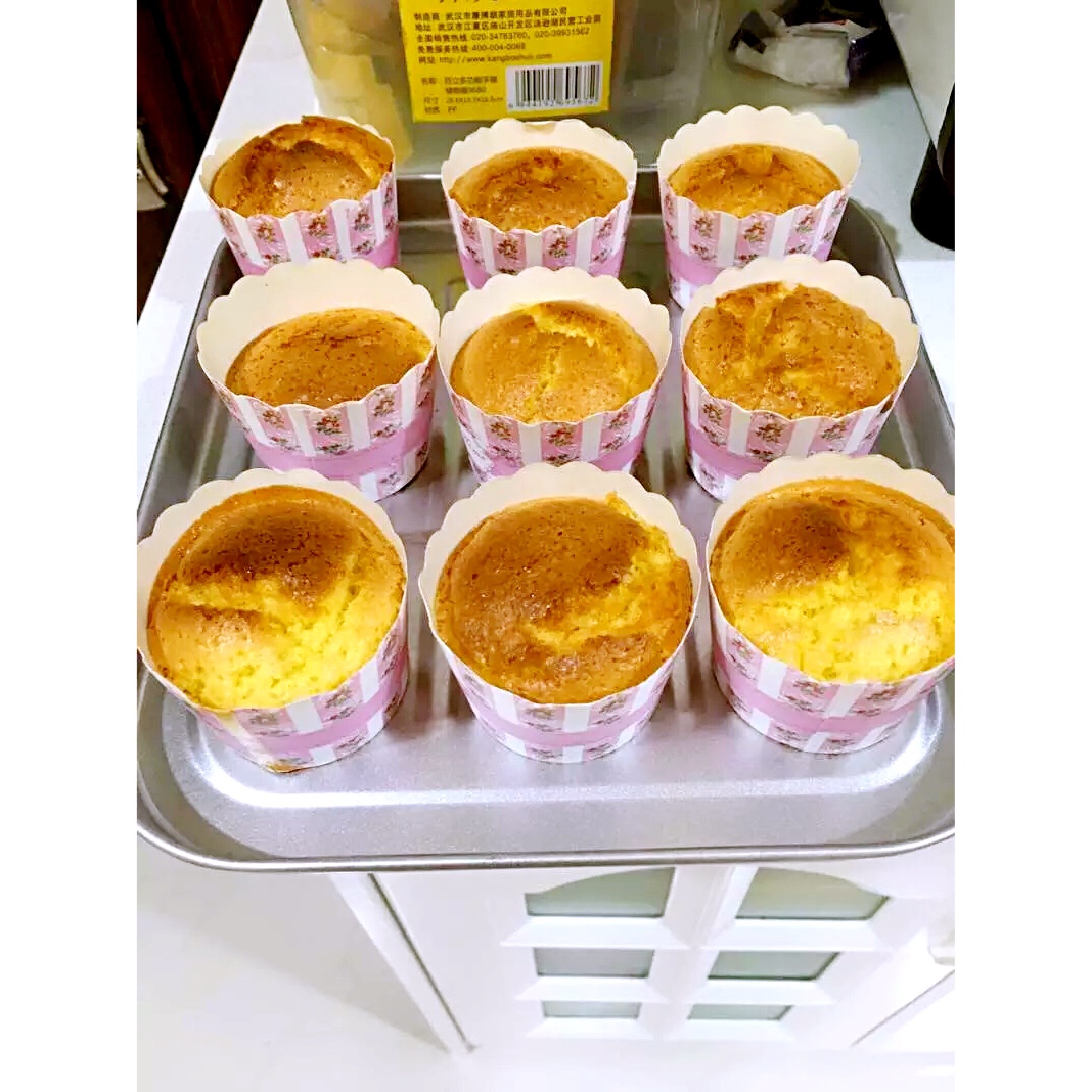 海绵纸杯蛋糕
