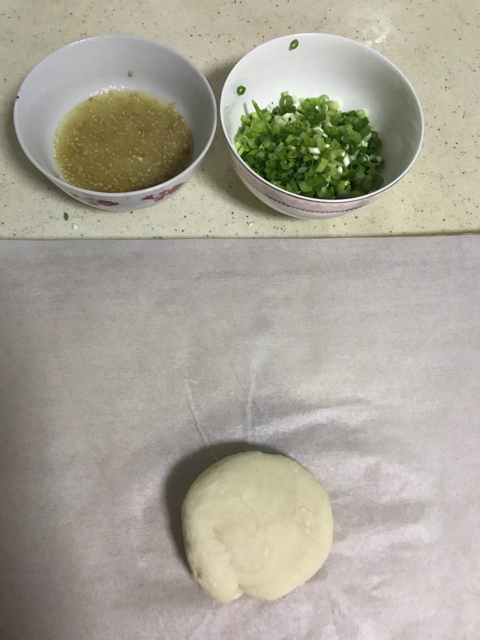 葱油饼（附详细步骤图）