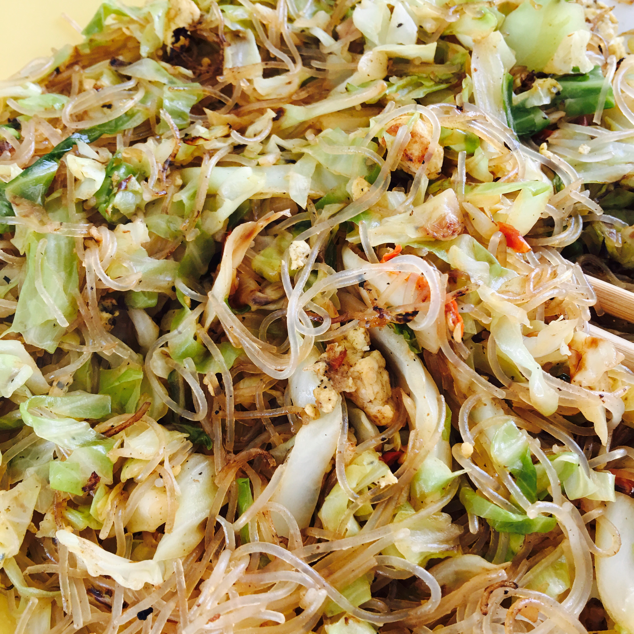 包菜粉丝炒鸡蛋