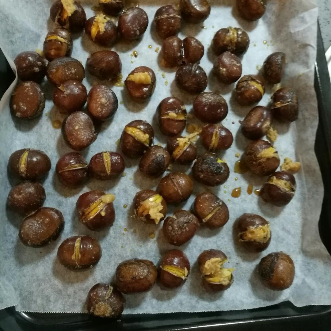 糖烤栗子（清甜版的烤箱“糖炒板栗”）