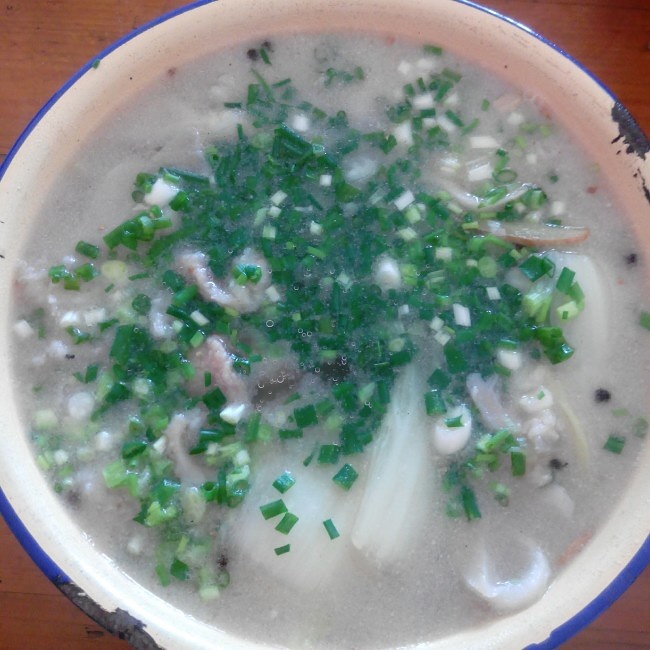 蘑菇白菜肉片汤的做法