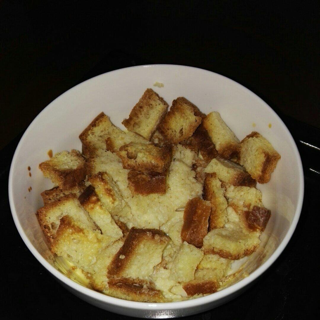 牛奶吐司鸡蛋布丁（失败吐司的归处）