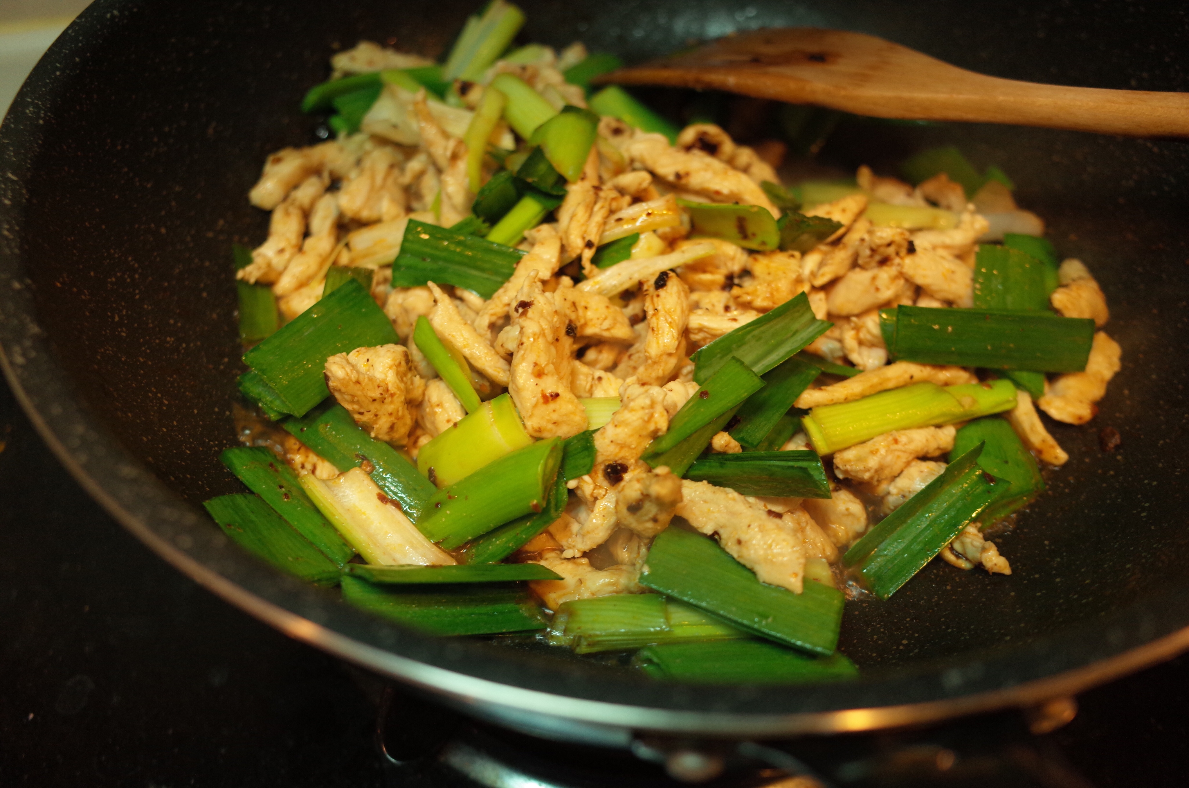 青蒜豆豉鸡胸丝【美味减脂餐】的做法 步骤2