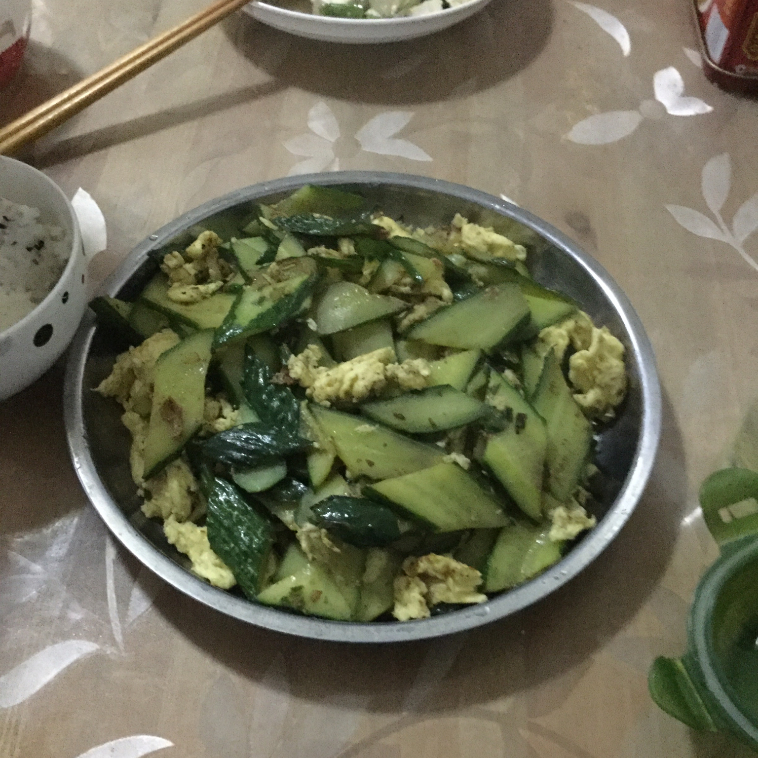 黄瓜炒蛋