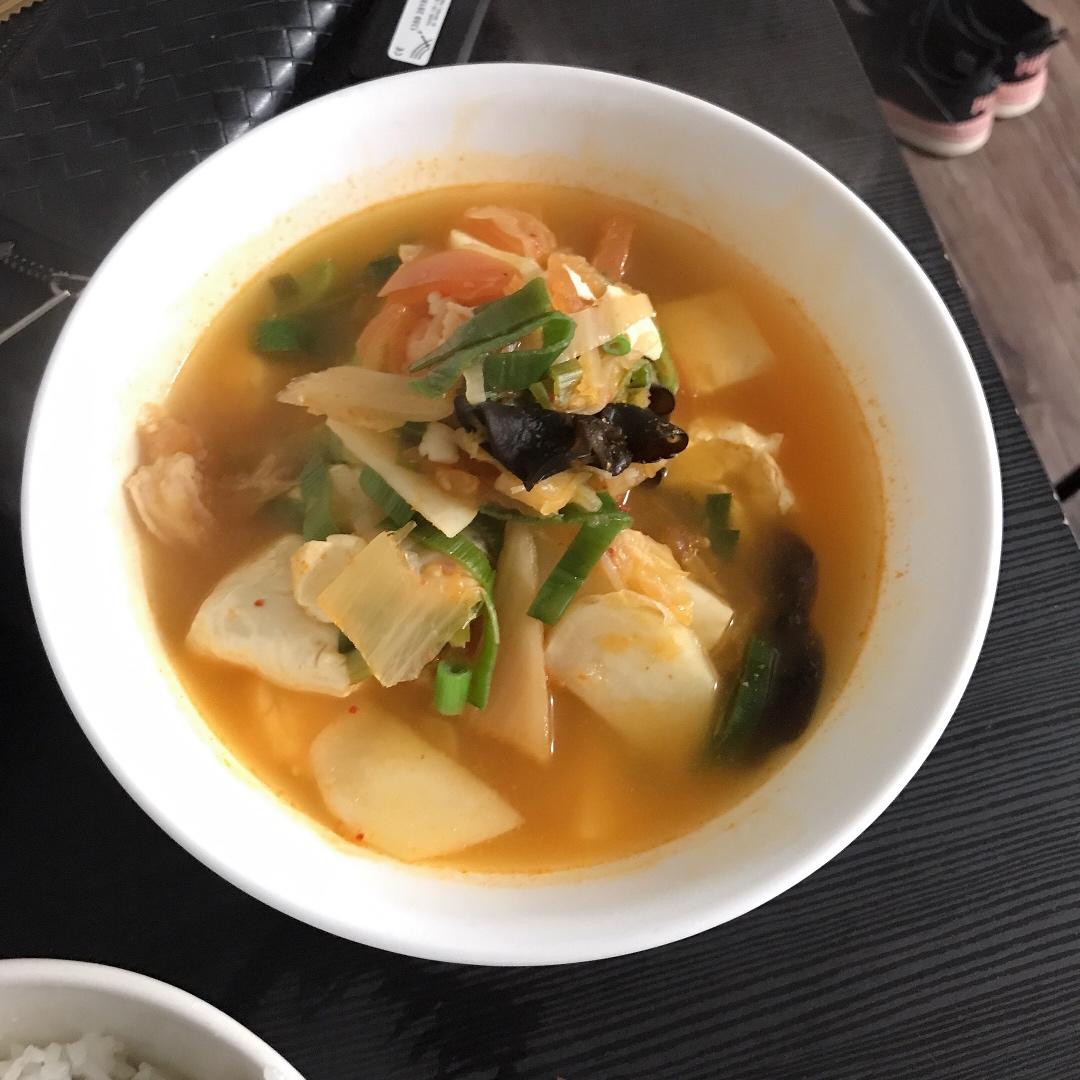 韩国泡菜豆腐汤（无油）