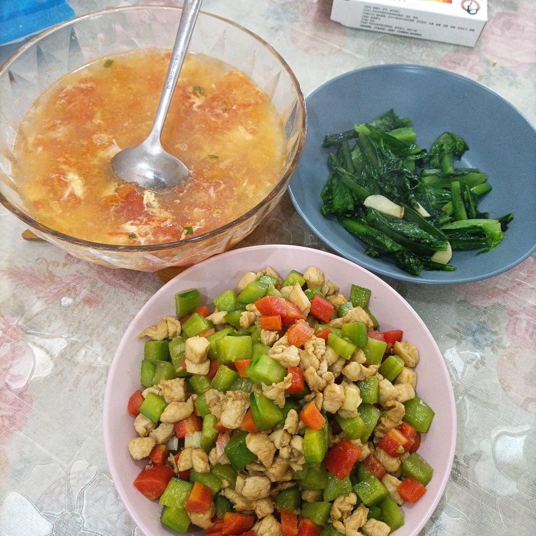 胡萝卜黄瓜鸡胸肉