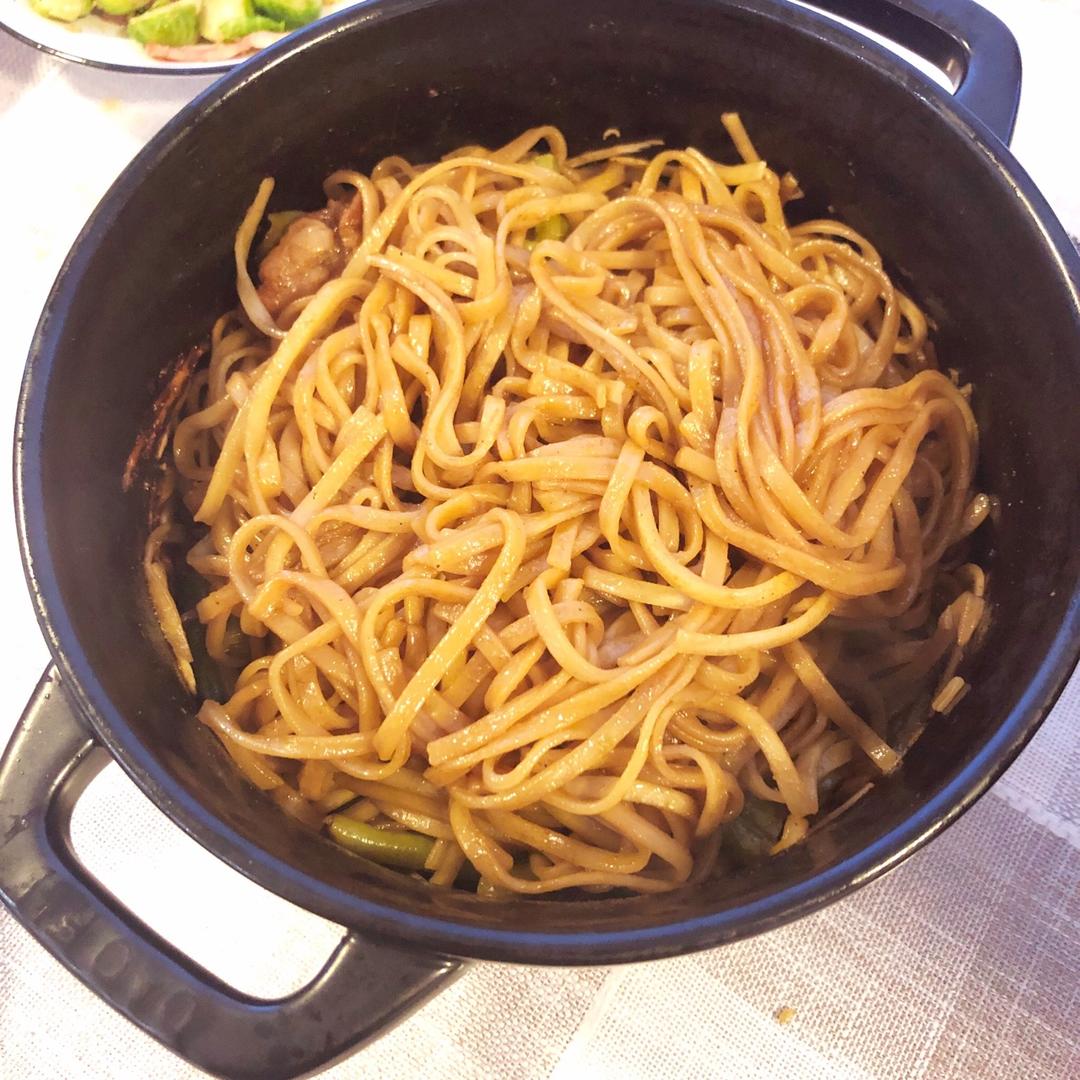 芸豆焖面（附万能的腌肉不老的办法）