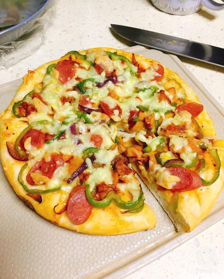 cherry小欣子做的比必胜客好吃太多的【海陆至尊披萨】