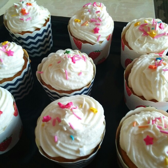 清新莓果奶油cupcake