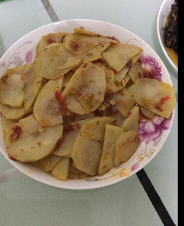 剁椒土豆片
