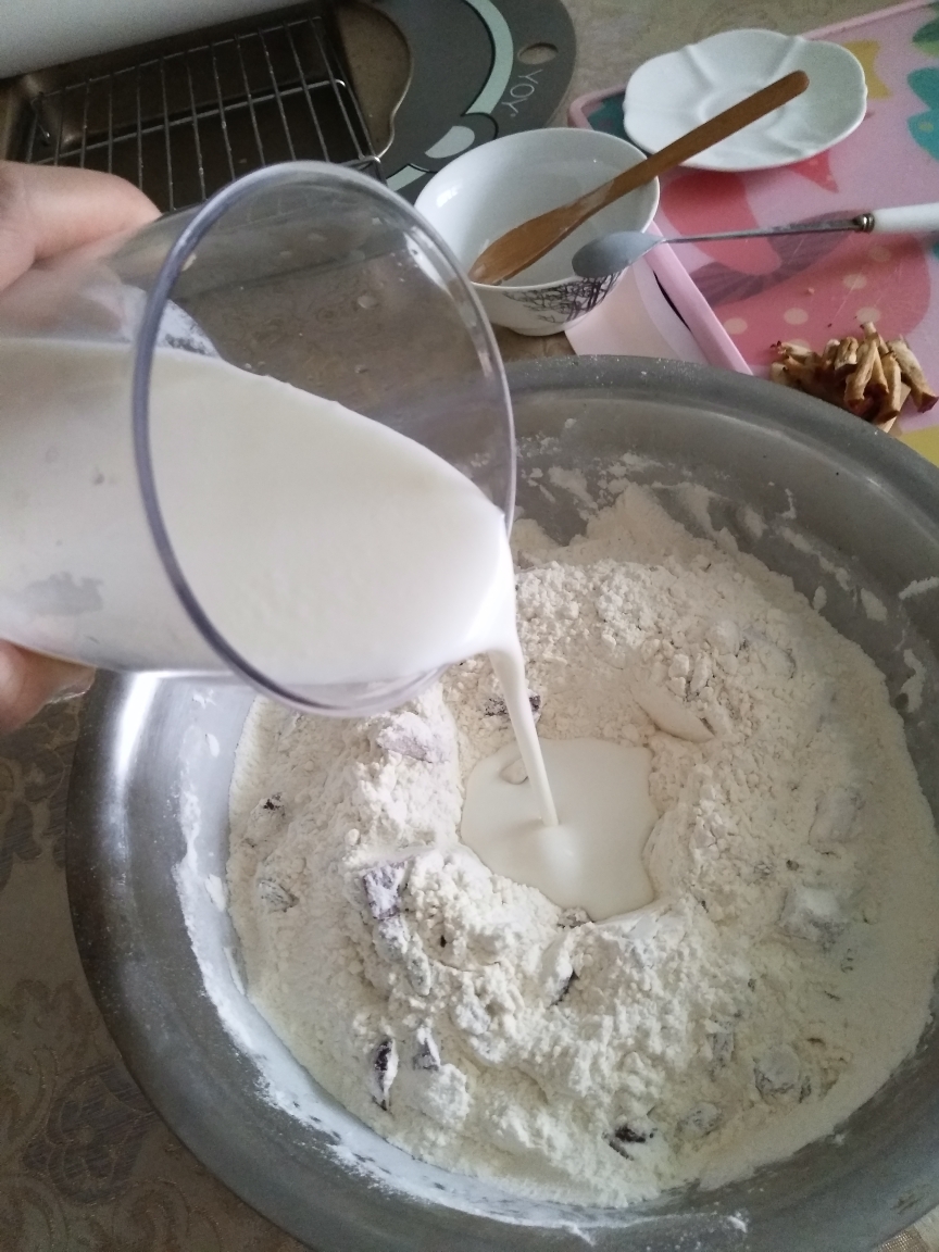 快手全麦苏打面包（无油无糖面揉免酵母免发酵，中式厨房常见用料）的做法 步骤5