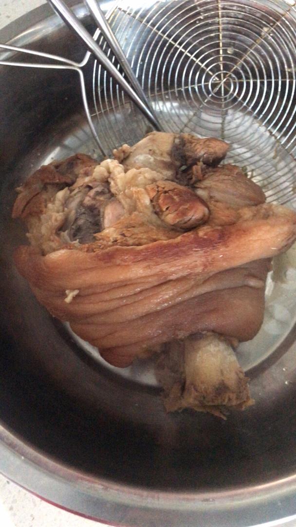 白切猪肘