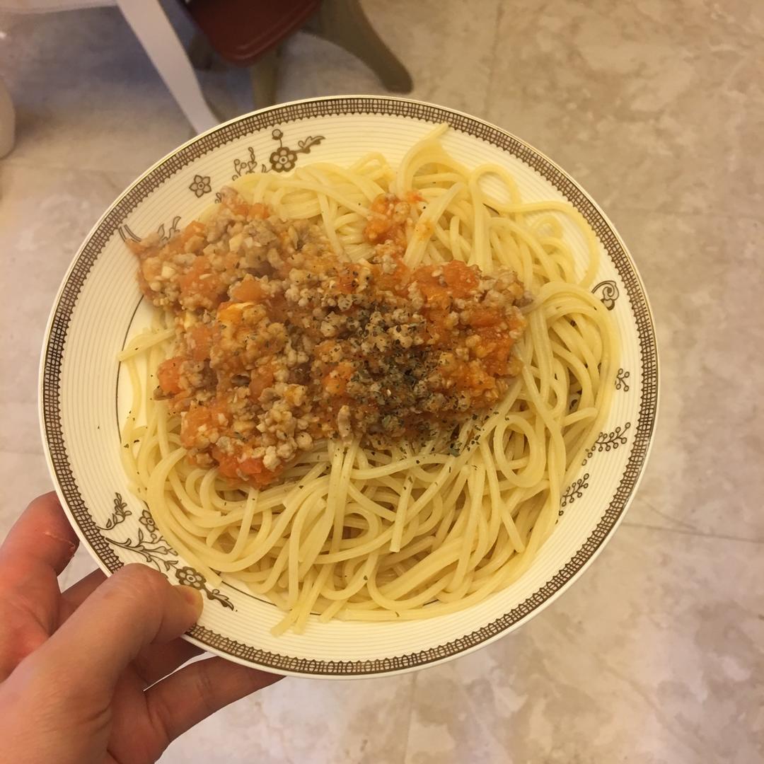 （完胜必胜客的）番茄肉酱意大利面～