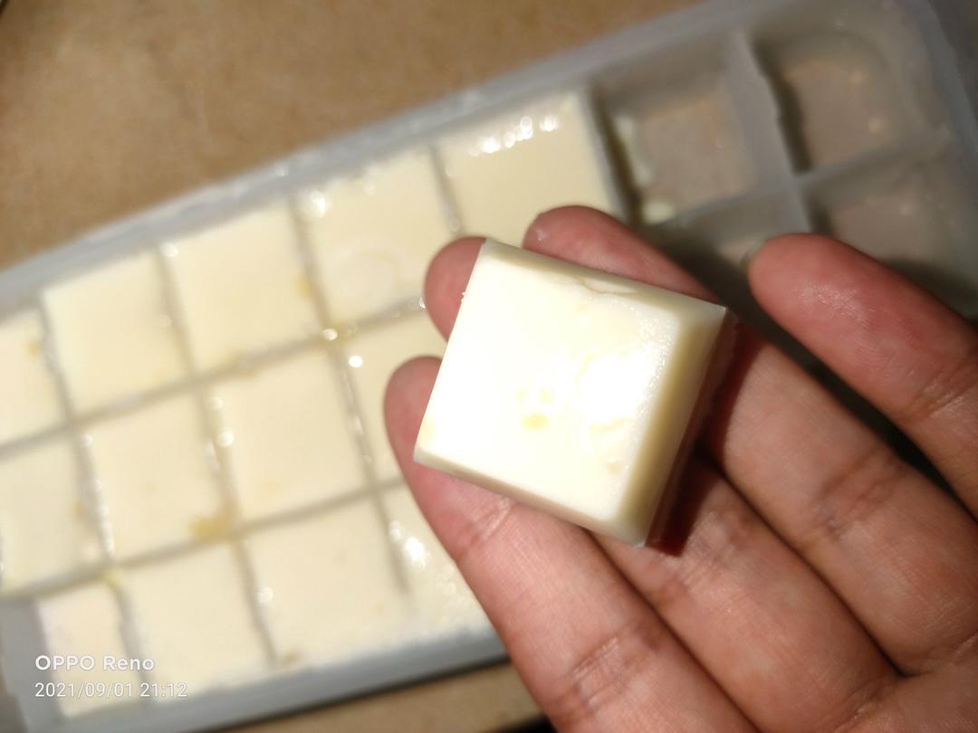 奶酪棒（秒杀市面上的妙可蓝多、女儿每天至少吃两支）