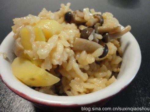 土豆焖米饭的做法