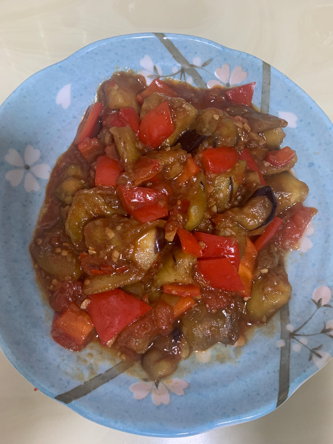 红烧茄子（佐西红柿尖椒）